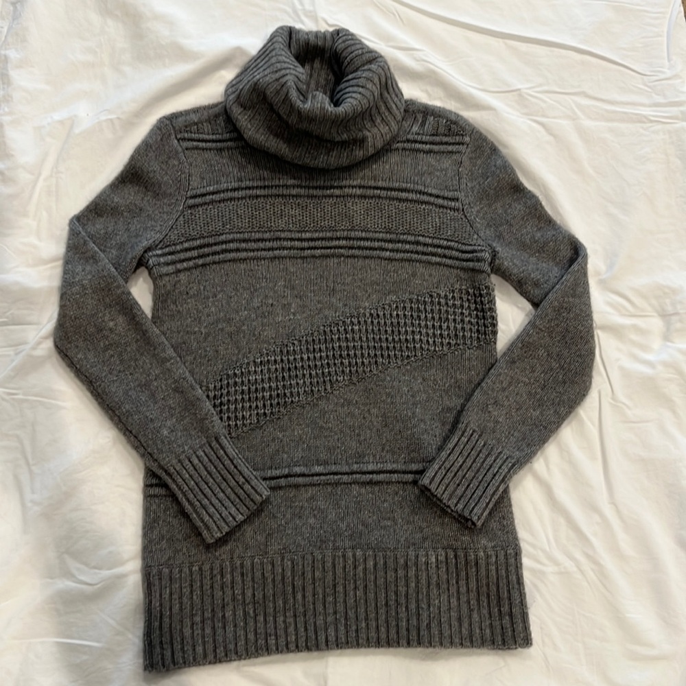Diane von Furstenberg wool cashmere blend sweater